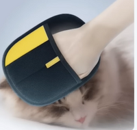 Meow™ FurEase Grooming Gloves